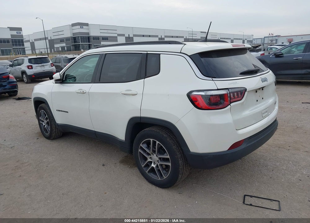 2018 JEEP COMPASS SUN AND WHEEL FWD VIN: 3C4NJCBB6JT494646
