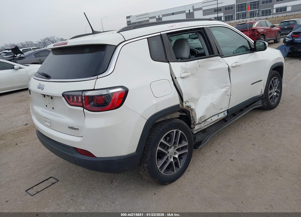 2018 JEEP COMPASS SUN AND WHEEL FWD VIN: 3C4NJCBB6JT494646