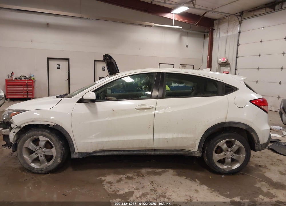 2018 HONDA HR-V LX VIN: 3CZRU5H31JM709228
