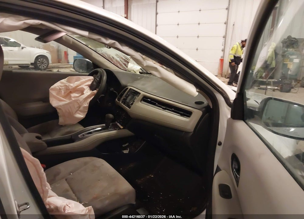 2018 HONDA HR-V LX VIN: 3CZRU5H31JM709228