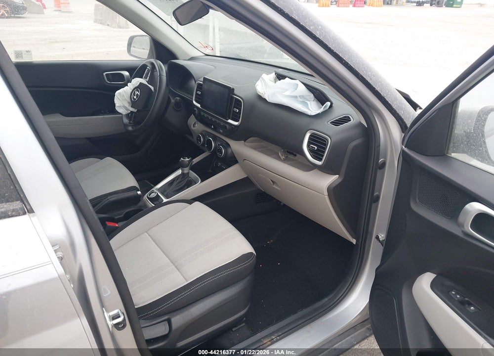 2025 HYUNDAI VENUE SEL VIN: KMHRC8A37SU382511