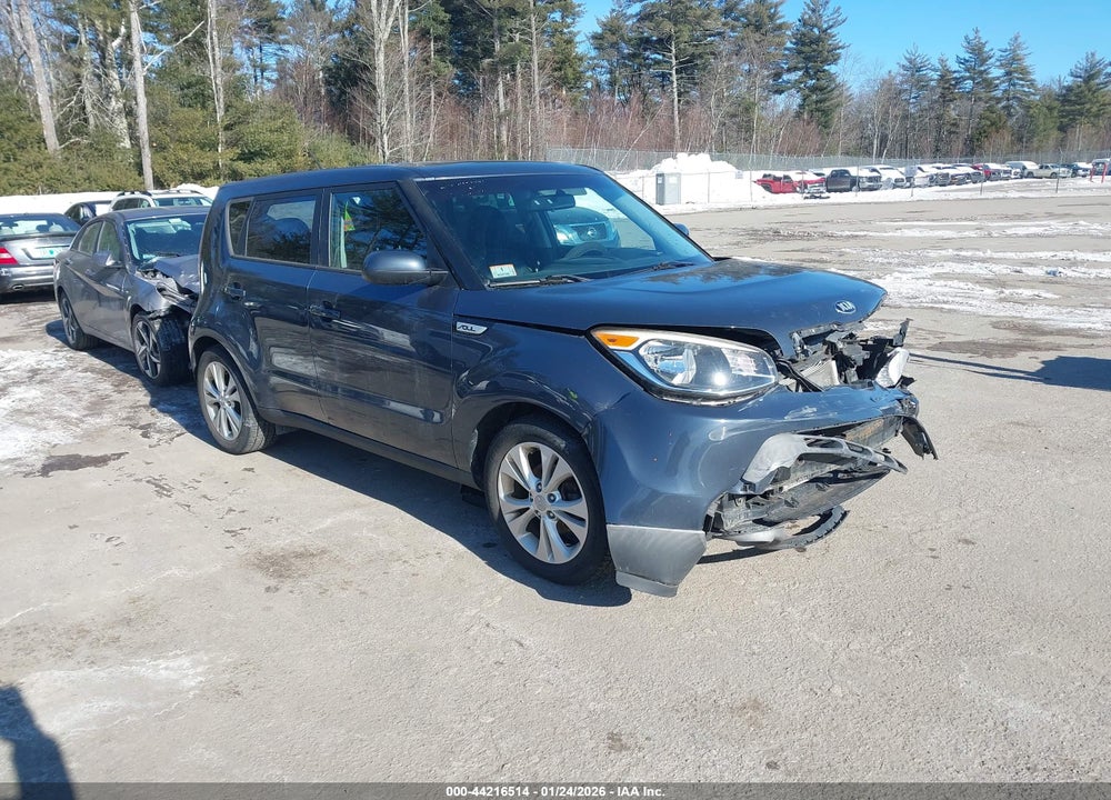 2015 KIA SOUL + VIN: KNDJP3A55F7171371