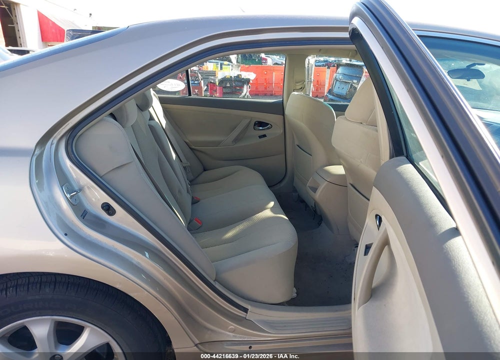 2009 TOYOTA CAMRY LE VIN: 4T1BE46K29U293881