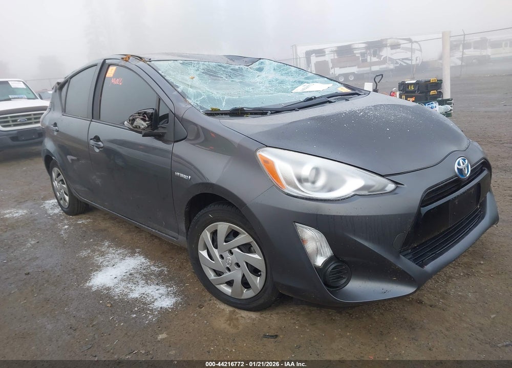 2015 TOYOTA PRIUS C TWO VIN: JTDKDTB38F1582972