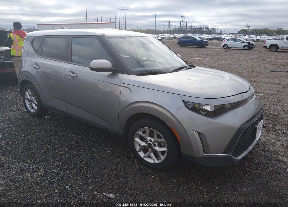 2023 KIA SOUL LX VIN: KNDJ23AU2P7875938
