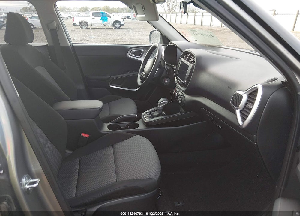 2023 KIA SOUL LX VIN: KNDJ23AU2P7875938