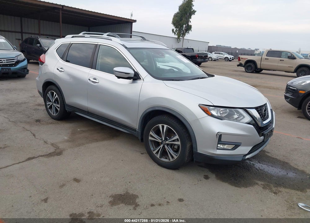 2020 NISSAN ROGUE SV FWD VIN: JN8AT2MT6LW002059