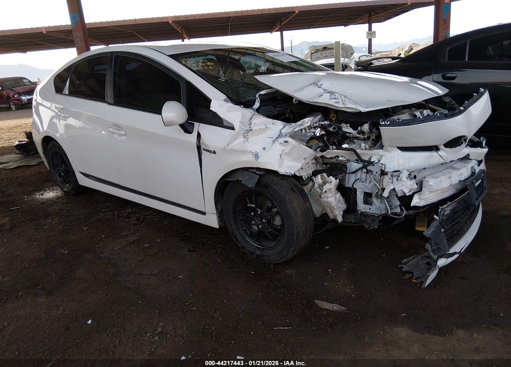 2013 TOYOTA PRIUS FOUR VIN: JTDKN3DUXD1650401