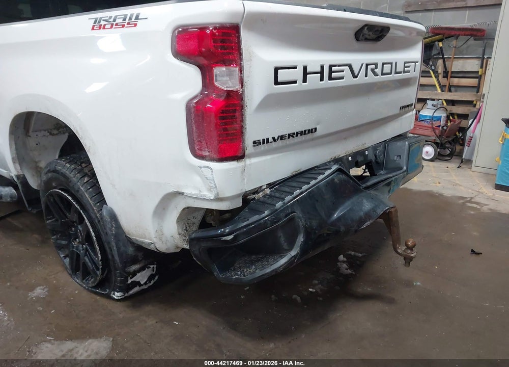 2023 CHEVROLET SILVERADO 1500 4WD  SHORT BED CUSTOM TRAIL BOSS VIN: 3GCPDCEK2PG362982