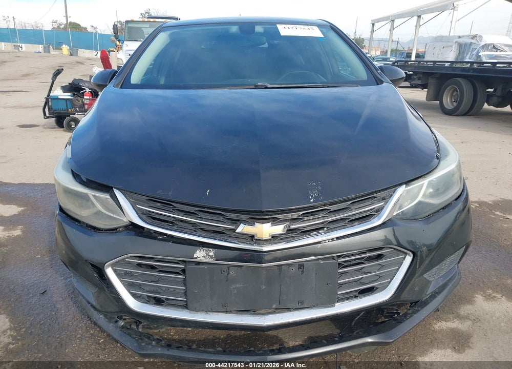 2018 CHEVROLET CRUZE LT AUTO VIN: 1G1BE5SMXJ7149279