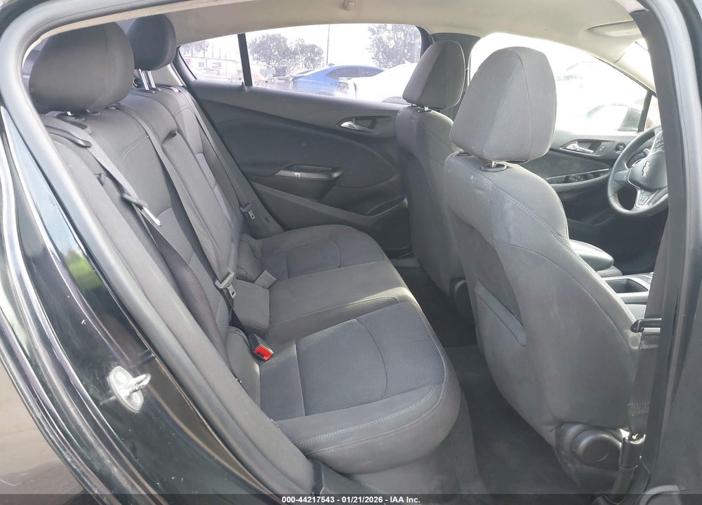 2018 CHEVROLET CRUZE LT AUTO VIN: 1G1BE5SMXJ7149279