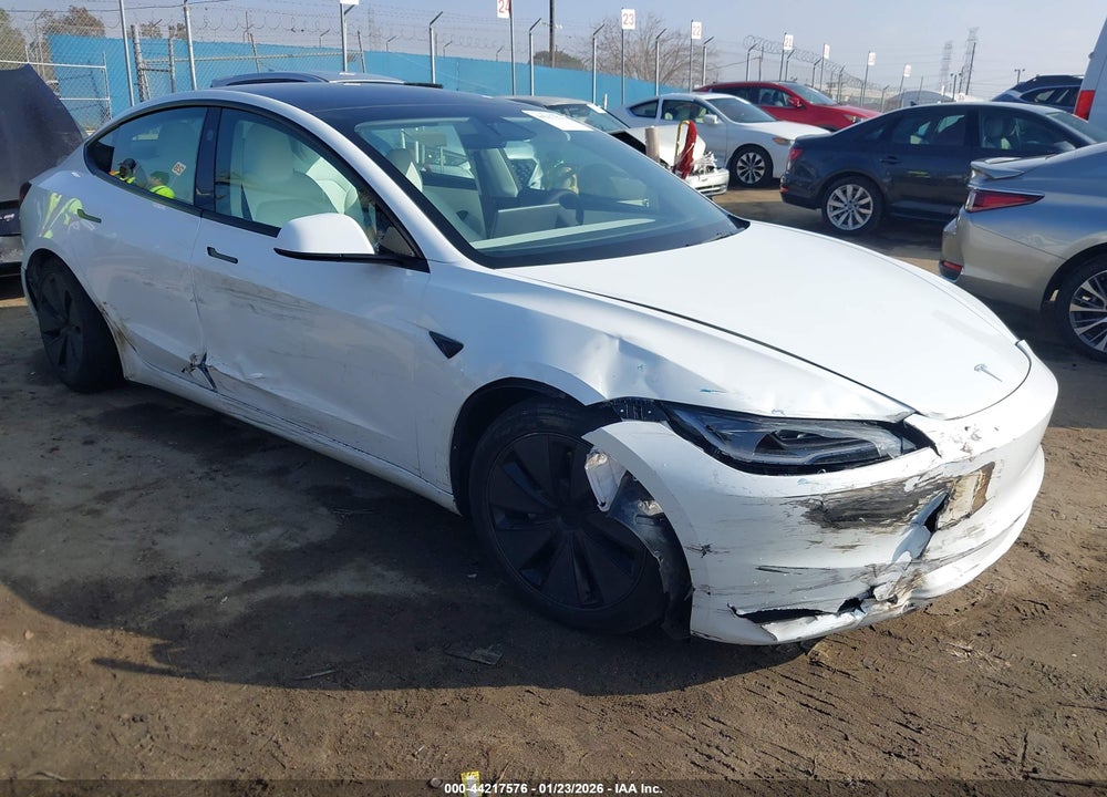 2025 TESLA MODEL 3 LONG RANGE REAR-WHEEL DRIVE/STANDARD REAR-WHEEL DRIVE VIN: 5YJ3E1EA3SF078153