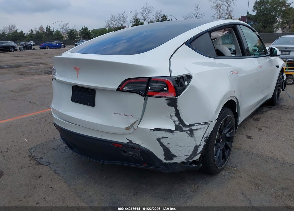2021 TESLA MODEL Y LONG RANGE DUAL MOTOR ALL-WHEEL DRIVE VIN: 5YJYGDEE8MF140248