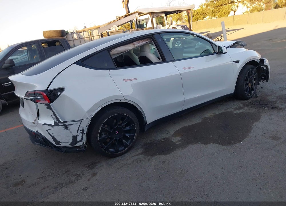 2021 TESLA MODEL Y LONG RANGE DUAL MOTOR ALL-WHEEL DRIVE VIN: 5YJYGDEE8MF140248