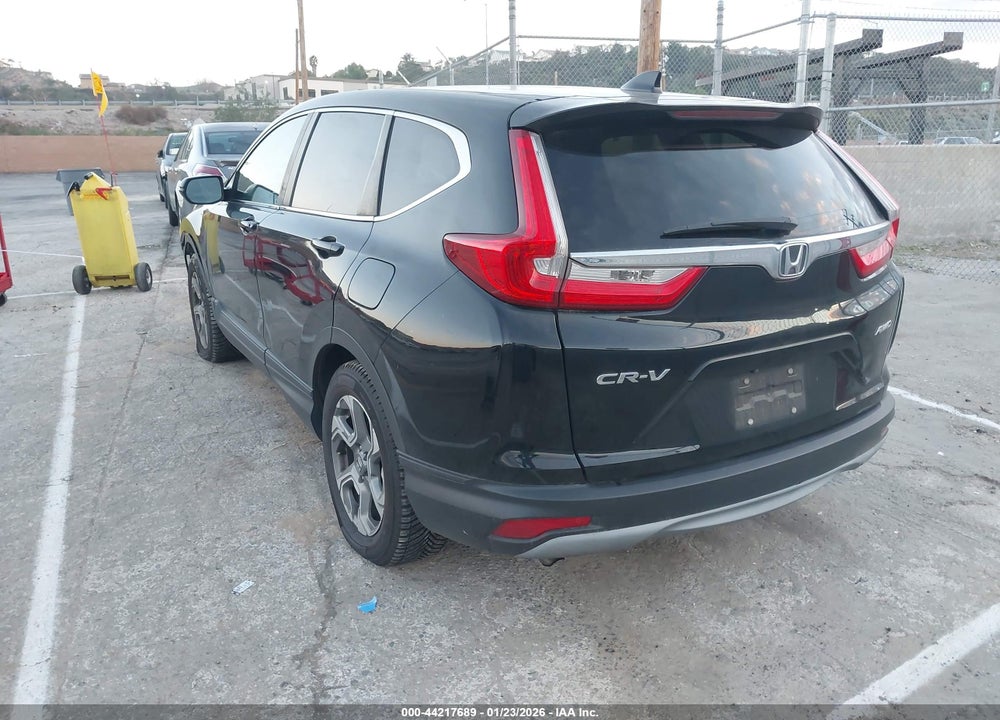 2017 HONDA CR-V VIN: 2HKRW2H85HH618585