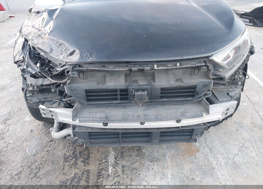 2017 HONDA CR-V VIN: 2HKRW2H85HH618585