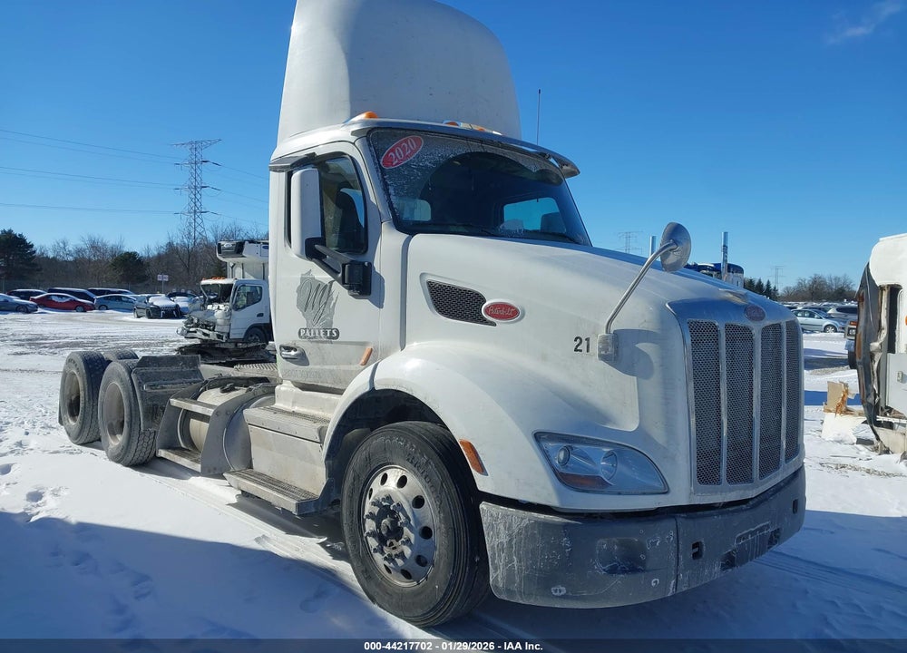 2020 PETERBILT 579 VIN: 1XPBDP9X7LD668508