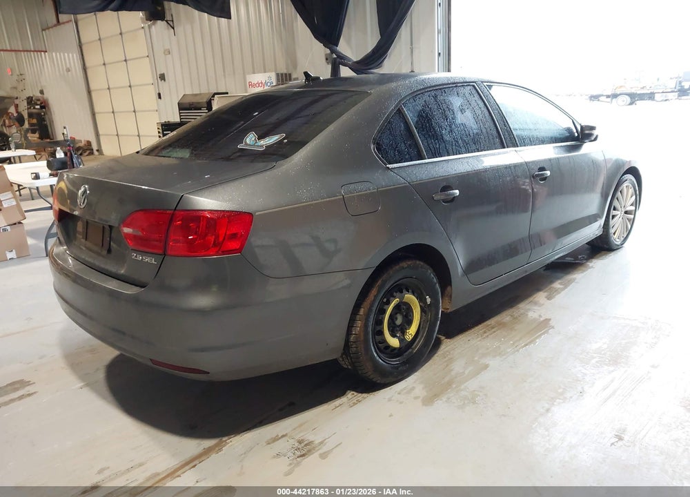 2013 VOLKSWAGEN JETTA 2.5L SEL VIN: 3VWLX7AJXDM241220