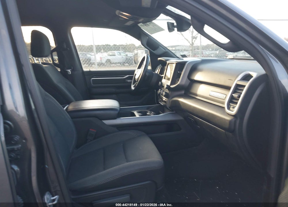 2021 RAM 1500 BIG HORN  4X4 6'4 BOX VIN: 1C6RRFBG7MN834874