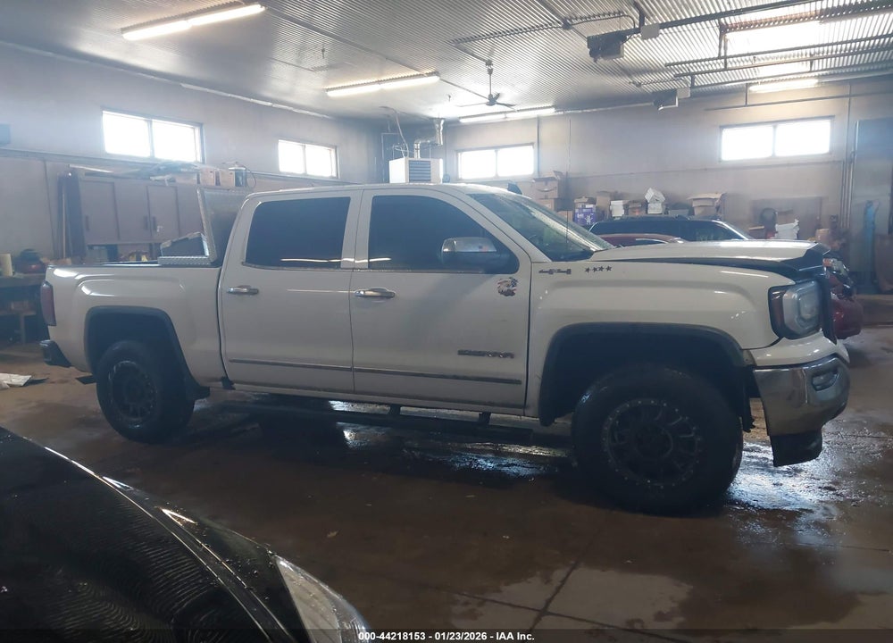 2018 GMC SIERRA 1500 SLT VIN: 3GTU2NEC9JG366807
