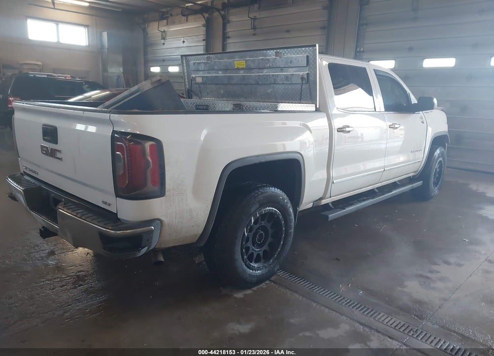 2018 GMC SIERRA 1500 SLT VIN: 3GTU2NEC9JG366807