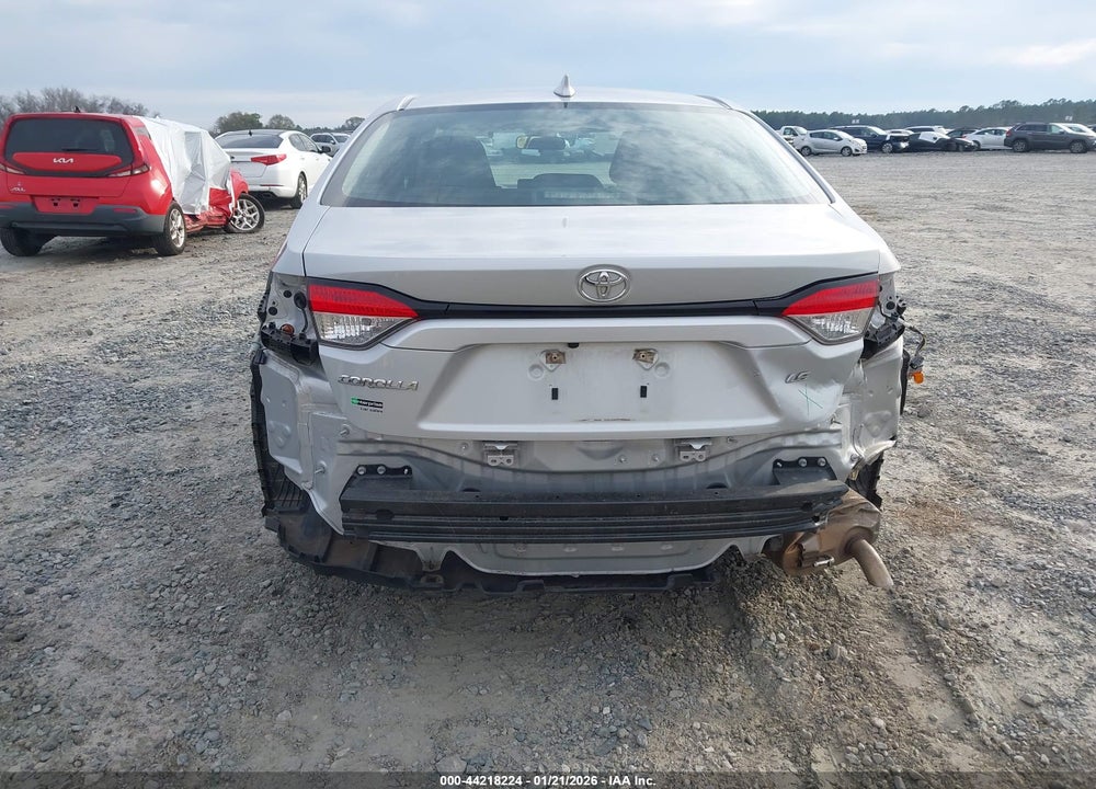2022 TOYOTA COROLLA LE VIN: 5YFEPMAE4NP379469