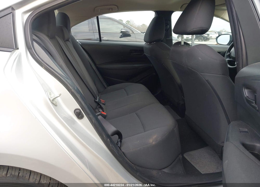 2022 TOYOTA COROLLA LE VIN: 5YFEPMAE4NP379469