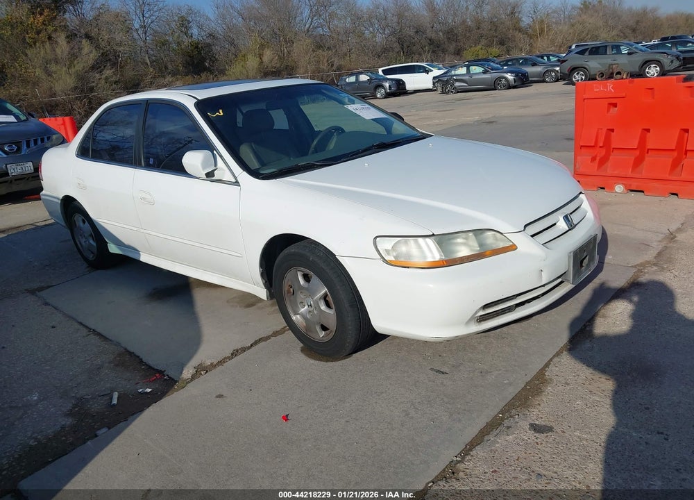 2001 HONDA ACCORD 3.0 EX VIN: 1HGCG16571A070948