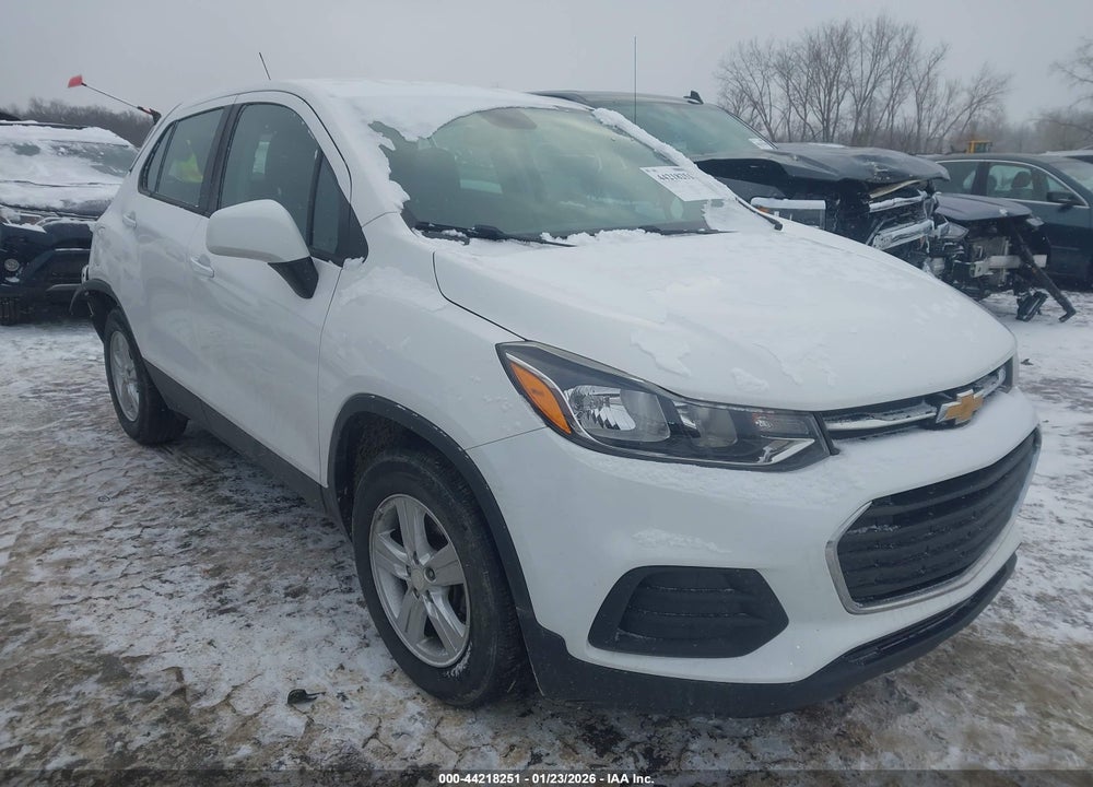 2020 CHEVROLET TRAX FWD LS VIN: 3GNCJKSB5LL304699