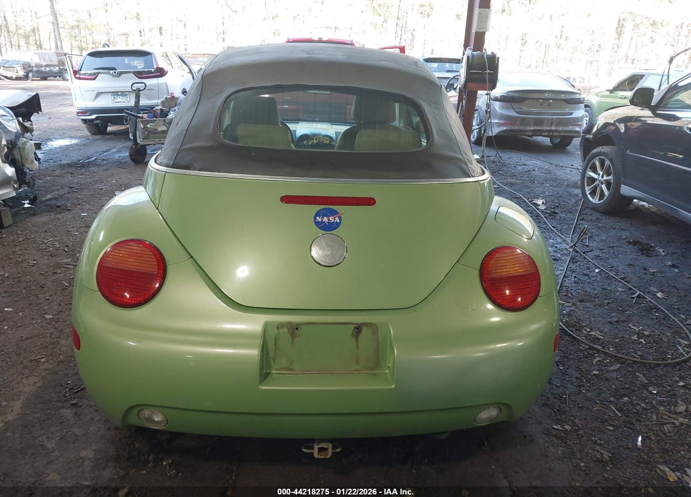 2005 VOLKSWAGEN NEW BEETLE GLS VIN: 3VWCM31Y15M304558