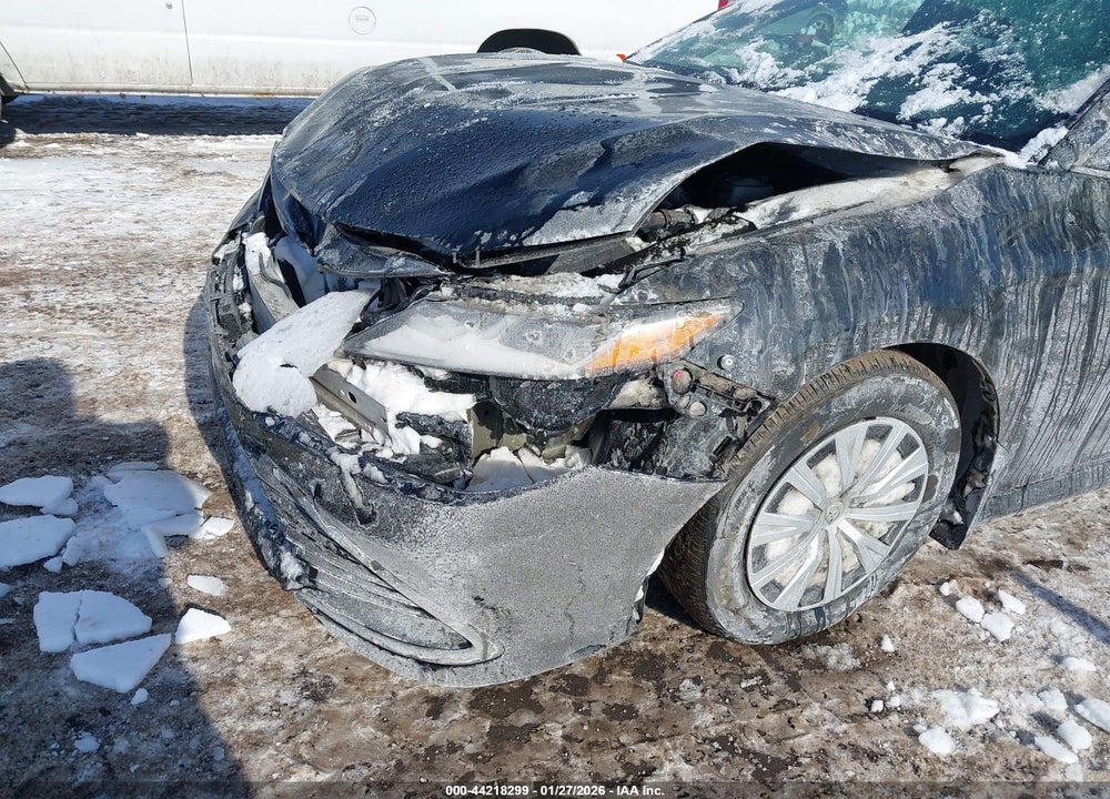 2024 TOYOTA CAMRY HYBRID LE VIN: 4T1C31AK4RU075182