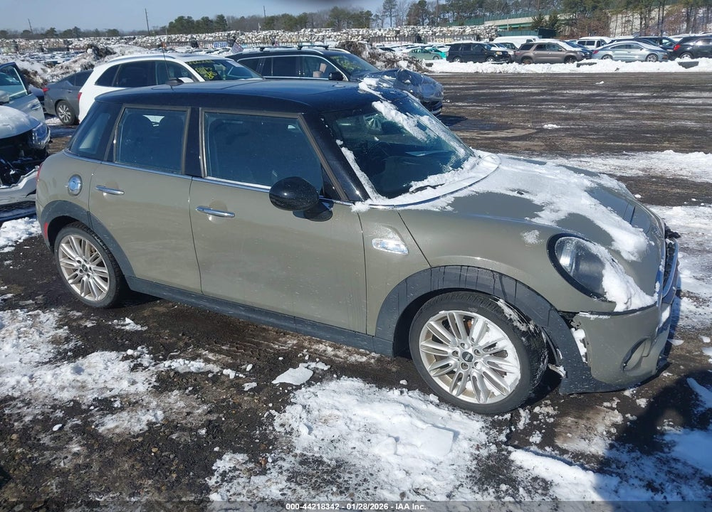 2019 MINI HARDTOP COOPER S VIN: WMWXU3C53K2H54514
