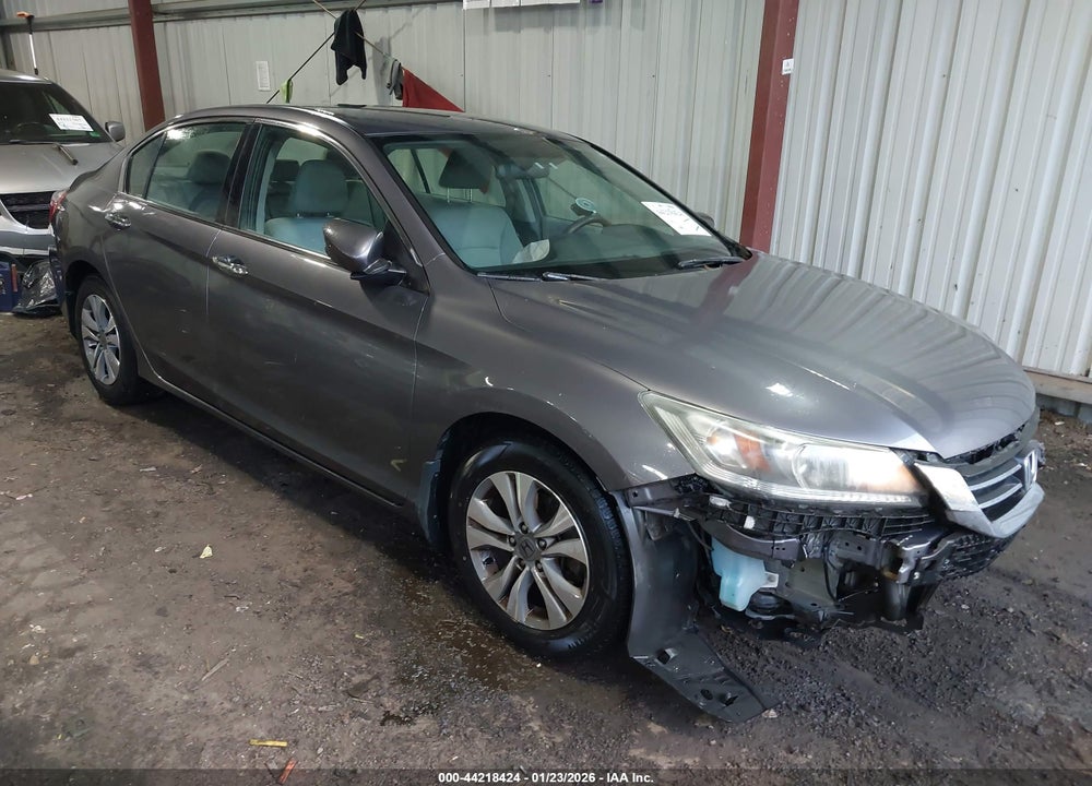 2015 HONDA ACCORD LX VIN: 1HGCR2F39FA211282
