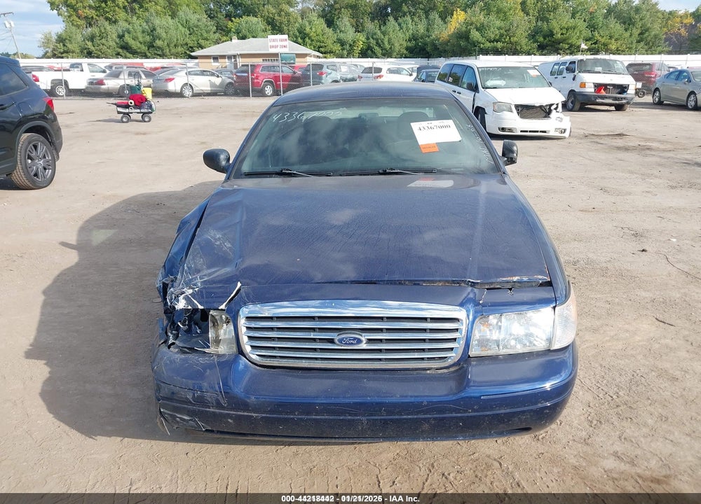 2004 FORD CROWN VICTORIA STANDARD VIN: 2FAFP73W64X180984