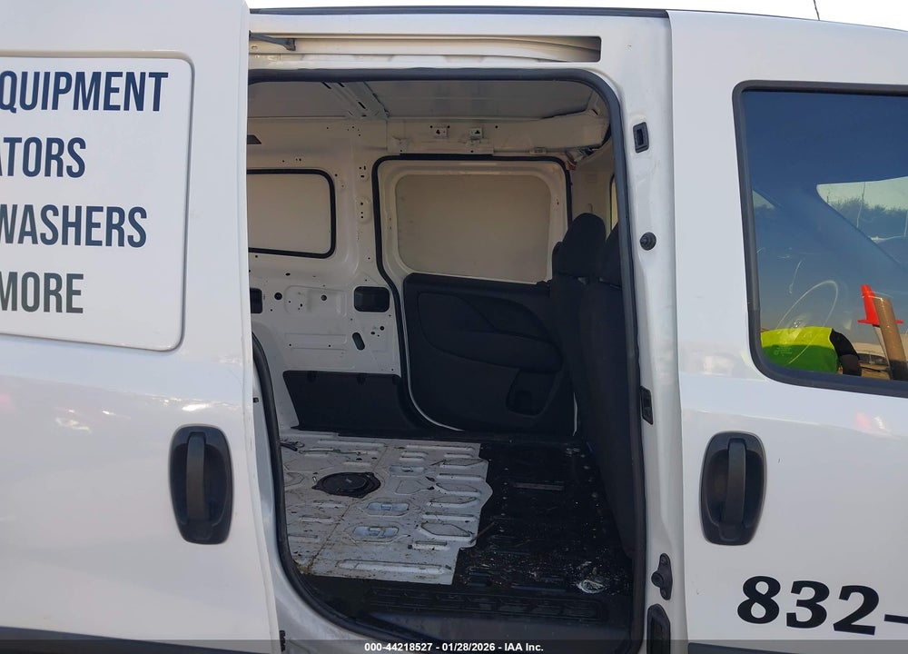 2021 RAM PROMASTER CITY TRADESMAN VIN: ZFBHRFABXM6U13481