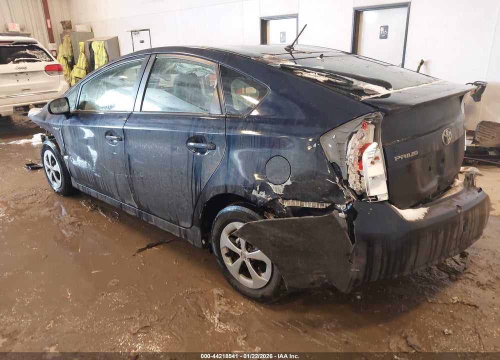 2015 TOYOTA PRIUS TWO VIN: JTDKN3DU5F0441107