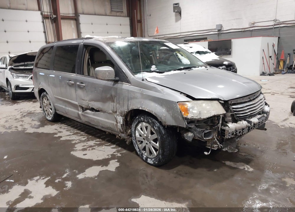 2013 CHRYSLER TOWN & COUNTRY TOURING VIN: 2C4RC1BG3DR691955