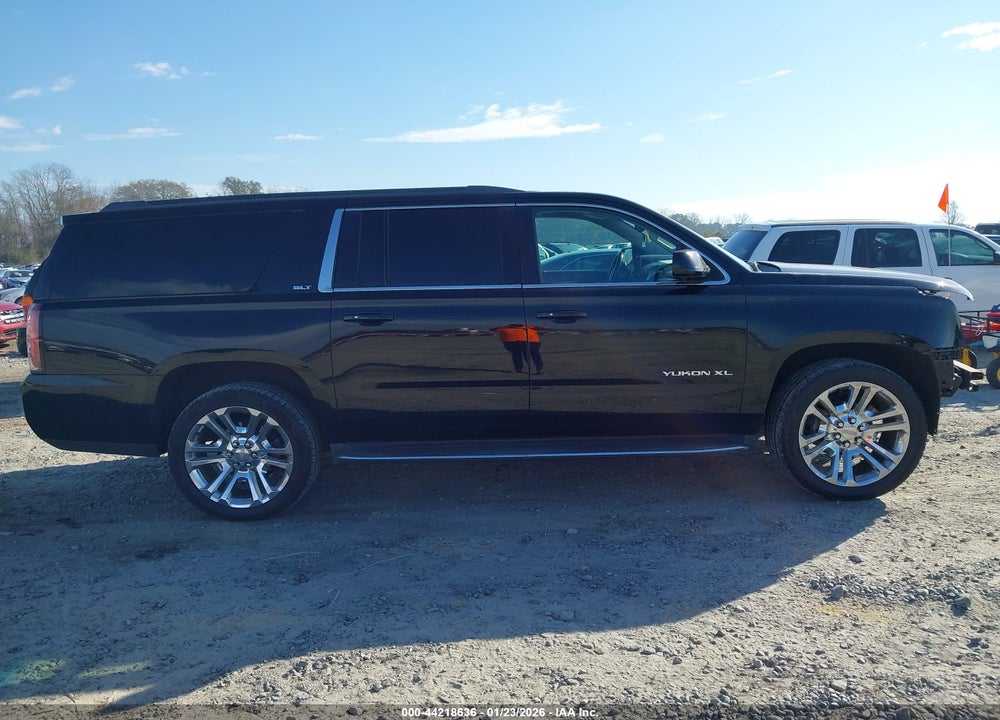 2018 GMC YUKON XL SLT VIN: 1GKS1GKC6JR281132