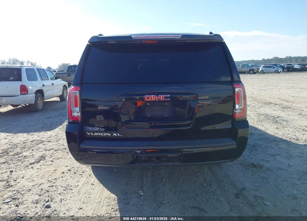 2018 GMC YUKON XL SLT VIN: 1GKS1GKC6JR281132