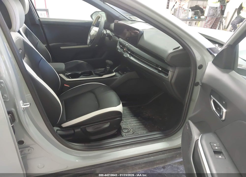 2025 KIA K4 GT-LINE TURBO VIN: 3KPFW4DC0SE151063