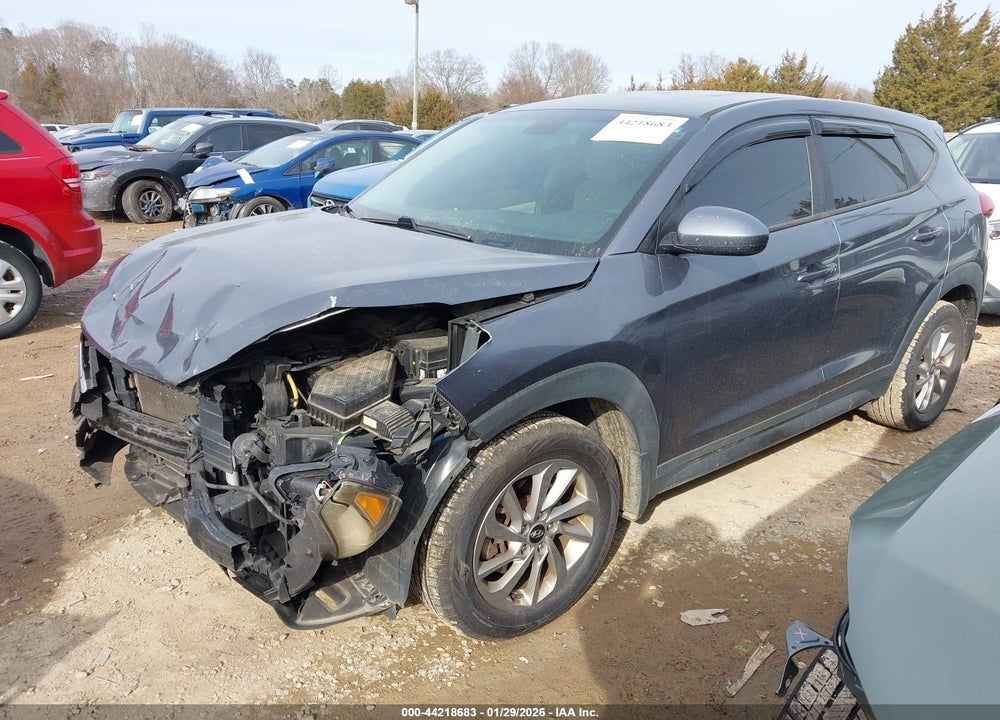 2016 HYUNDAI TUCSON SE VIN: KM8J23A40GU226605