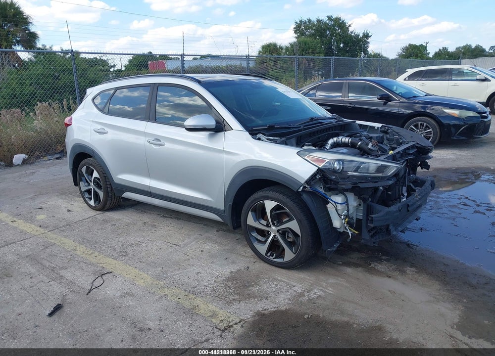2018 HYUNDAI TUCSON VALUE VIN: KM8J3CA22JU691468