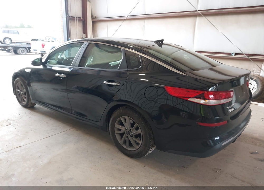 2020 KIA OPTIMA LX VIN: 5XXGT4L33LG412645