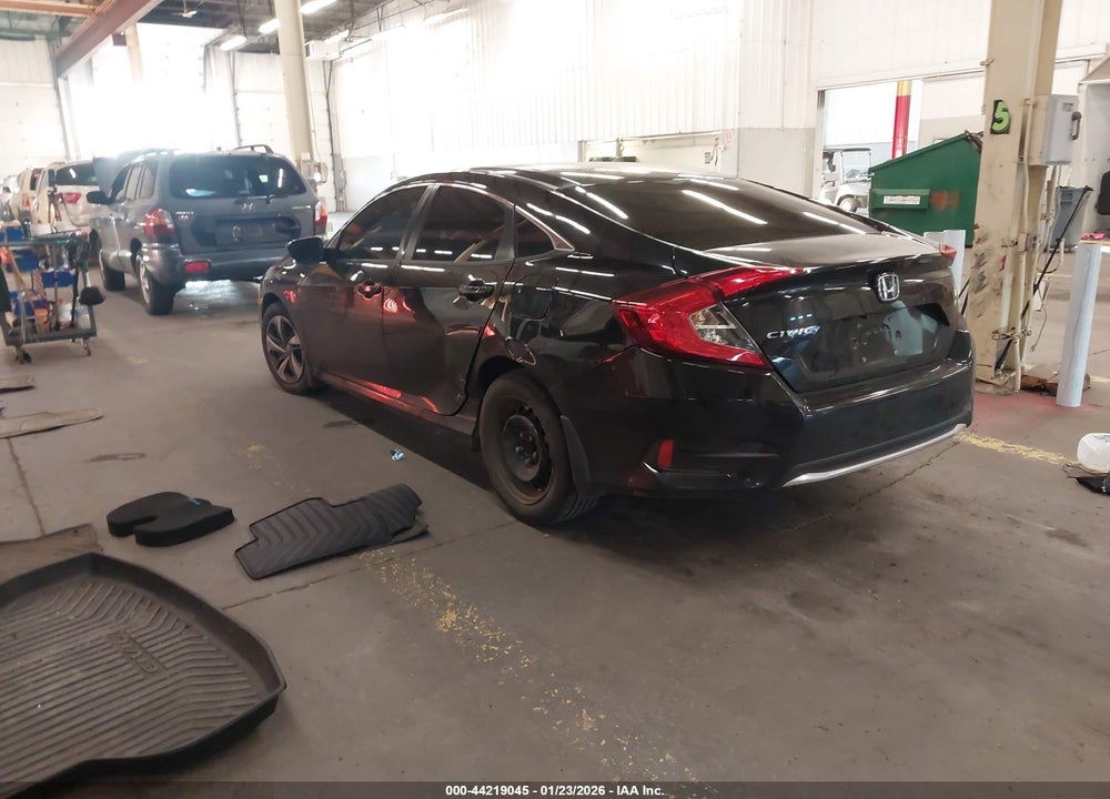 2019 HONDA CIVIC LX VIN: 19XFC2F69KE202239