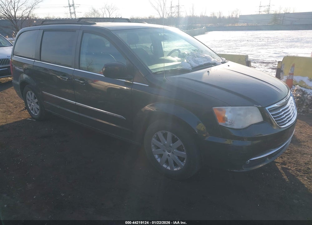 2014 CHRYSLER TOWN & COUNTRY TOURING VIN: 2C4RC1BG2ER344585