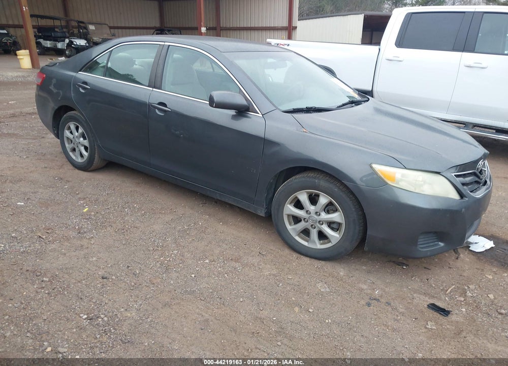 2011 TOYOTA CAMRY LE VIN: 4T1BF3EK5BU123125
