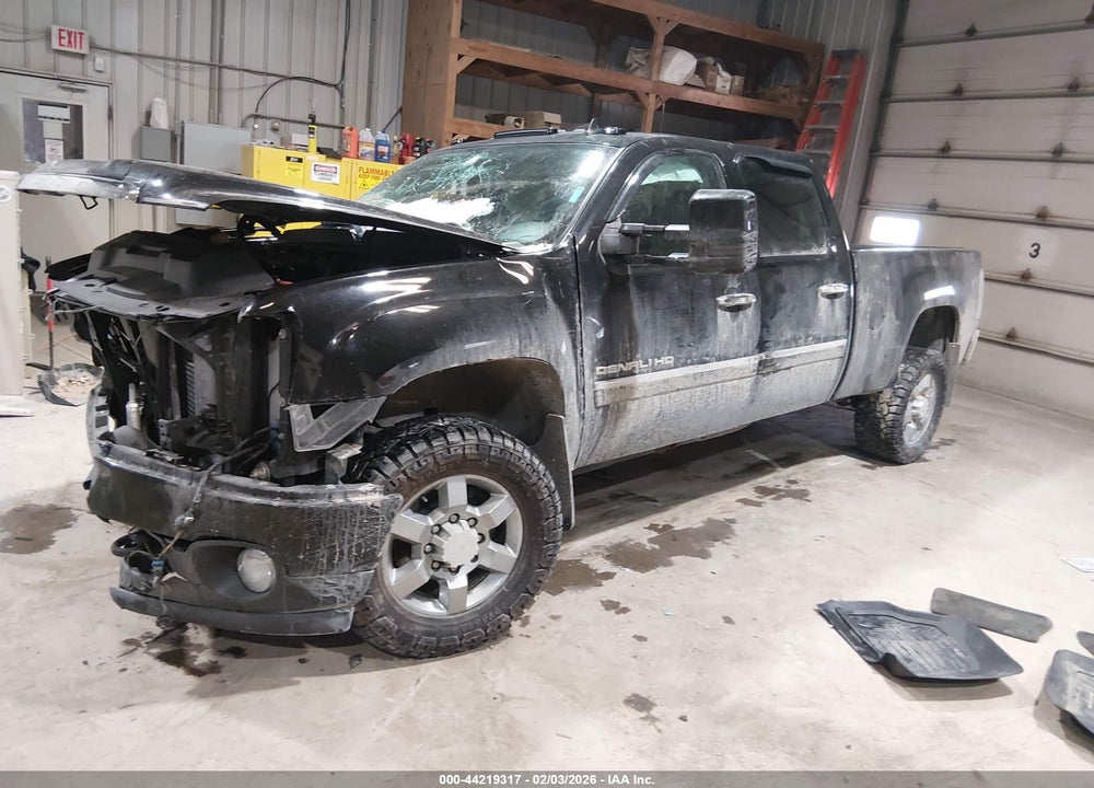 2012 GMC SIERRA 2500HD DENALI VIN: 1GT125E89CF199089