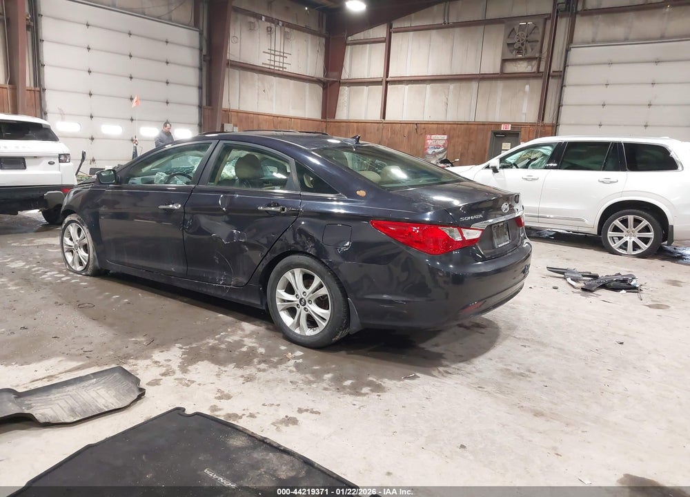 2011 HYUNDAI SONATA LIMITED VIN: 5NPEC4AC8BH116033