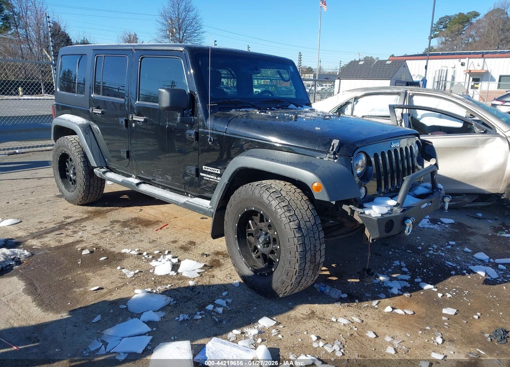 2014 JEEP WRANGLER UNLIMITED SPORT VIN: 1C4BJWDG9EL113094