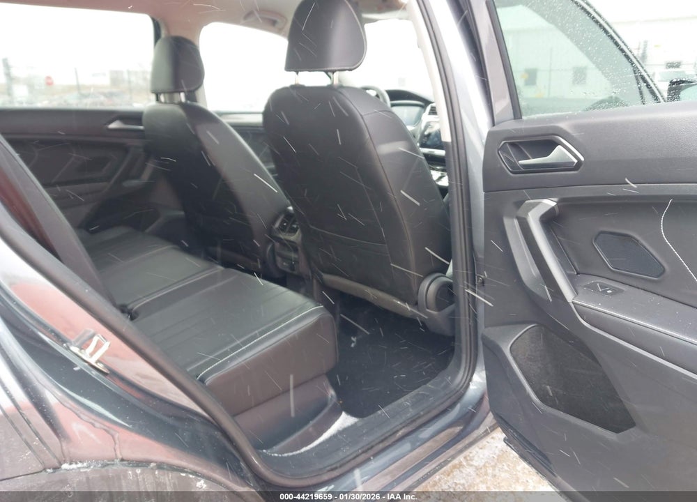 2024 VOLKSWAGEN TIGUAN 2.0T SE/2.0T WOLFSBURG EDITION VIN: 3VV2B7AX1RM023581